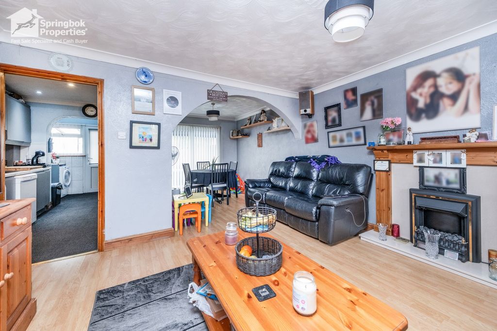 Property photo 3 of 15 Image 2