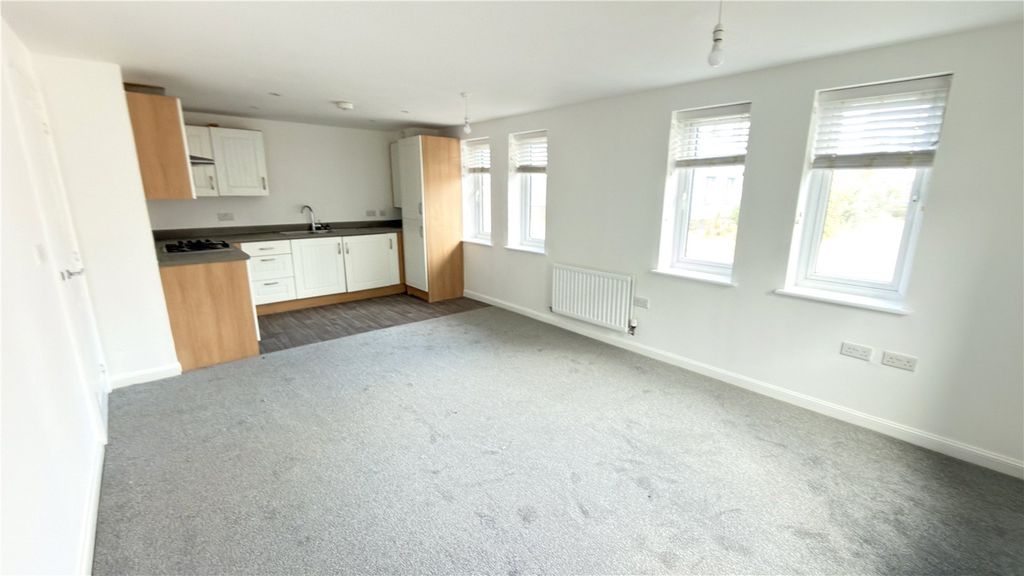 Property photo 3 of 9 Picture No. 11