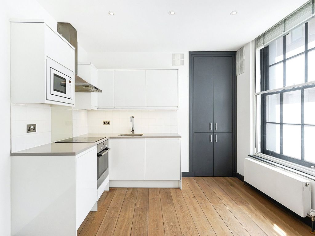 Property photo 2 of 10 Rupert Court