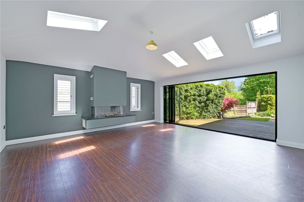 Property photo 2 of 10 Reception Room