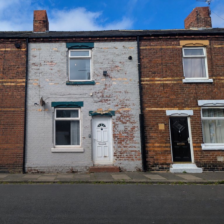Property photo 1 of 12
