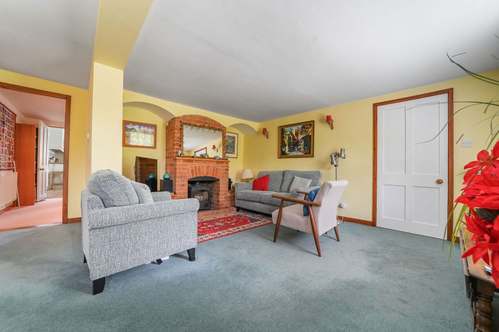 Property photo 3 of 24