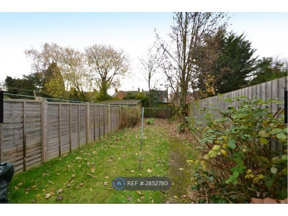 Property photo 3 of 9 Garden