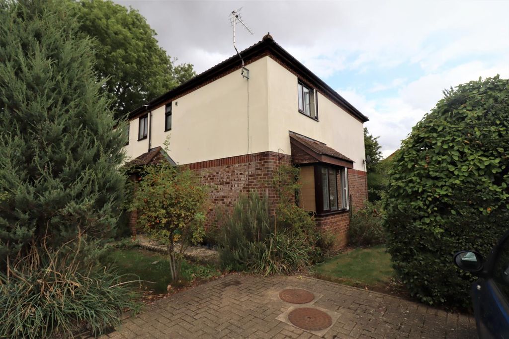 Property photo 1 of 8