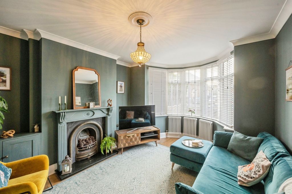 Property photo 2 of 15