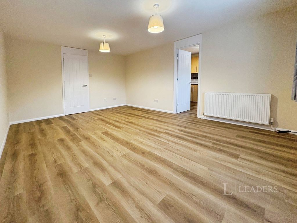 Property photo 3 of 12 Pbox-Img.Jpg