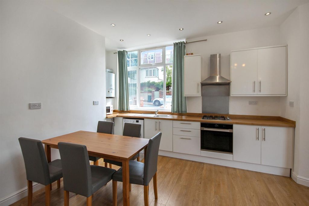 Property photo 3 of 11 Open Plan Kitchen/Living Area