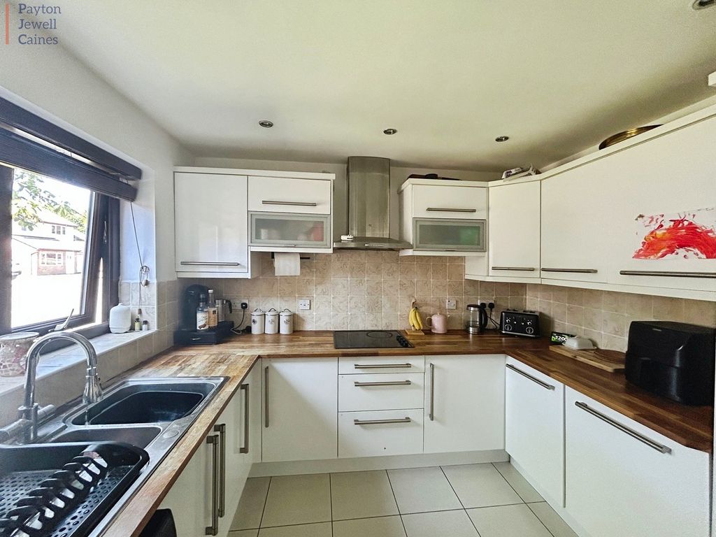 Property photo 2 of 15 Not Specified