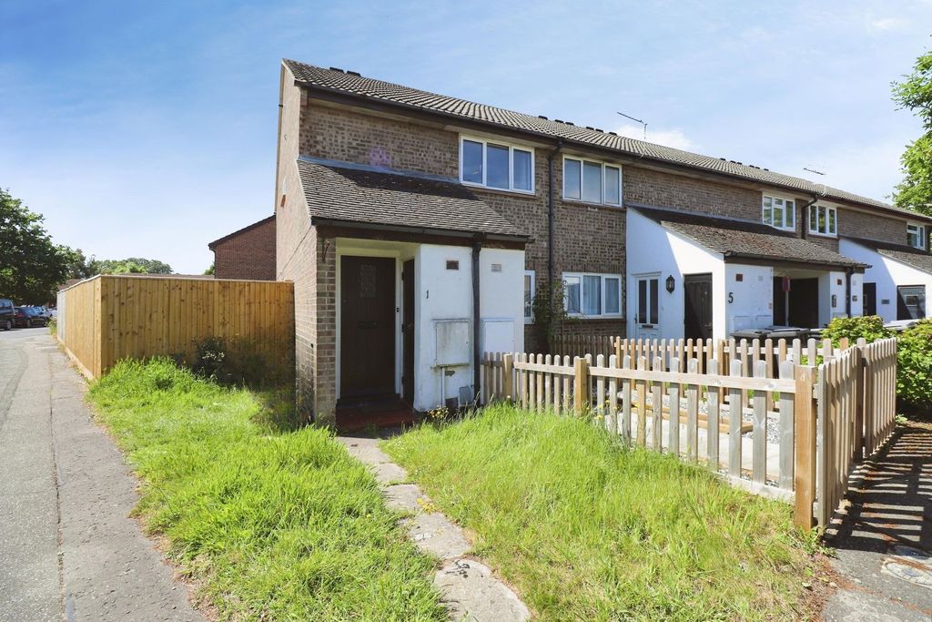 Property photo 1 of 5