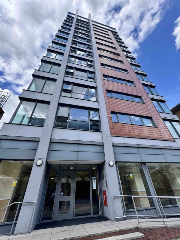 Property photo 1 of 12 Bedroom Apartment - City Gate House