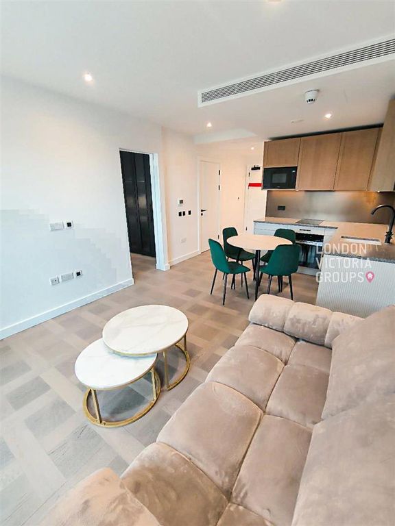 Property photo 3 of 8 1-4132.Jpg