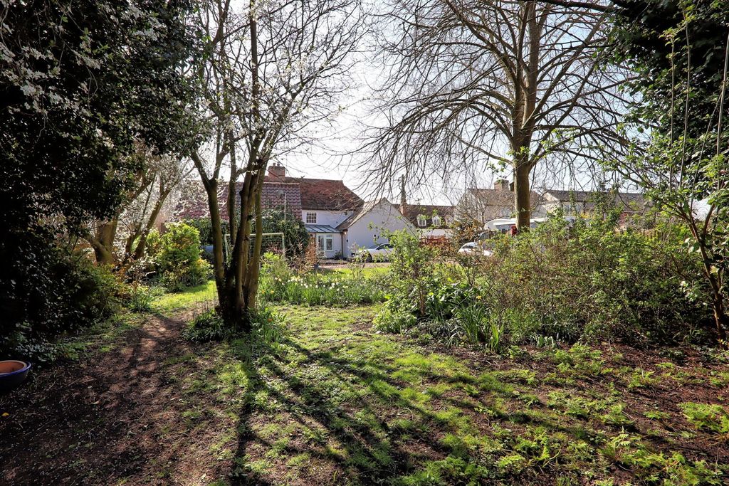 Property photo 2 of 49