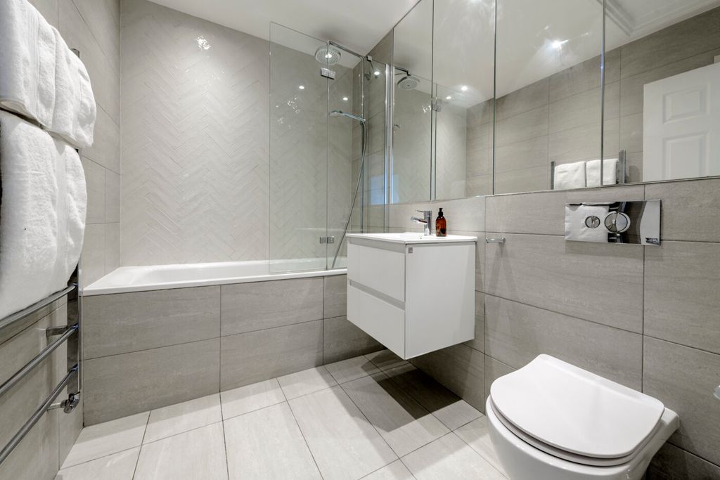 Additional image 7 of 1 bed flat for saleQueens Gate Terrace, South Kensington SW7