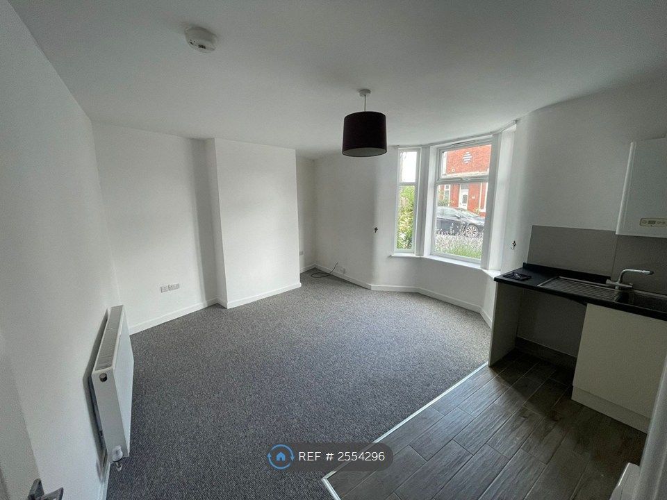 Property photo 3 of 7