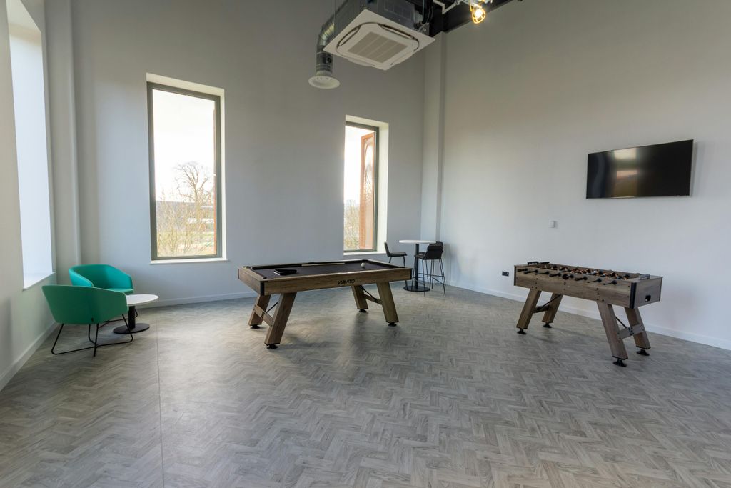 Property photo 3 of 4 Vaccitech  Office032.Jpg