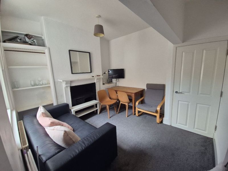 Property photo 2 of 10 Photo 12