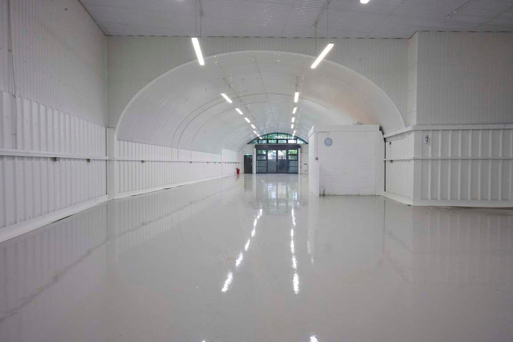 Property photo 2 of 7 An Empty Arch With White Lining