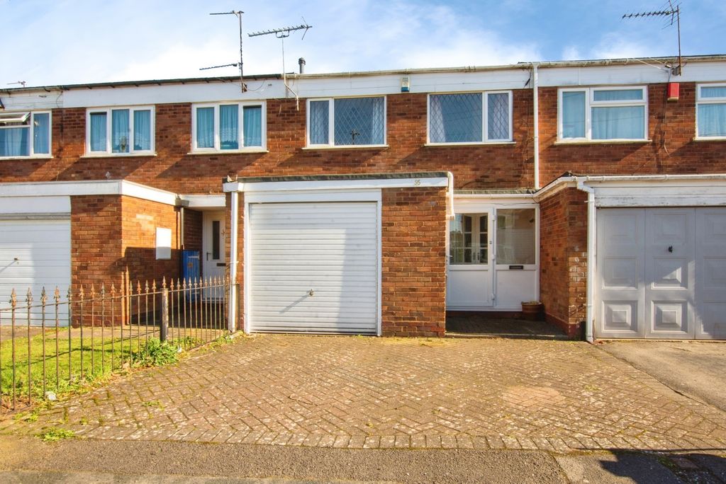 Property photo 1 of 20 Front