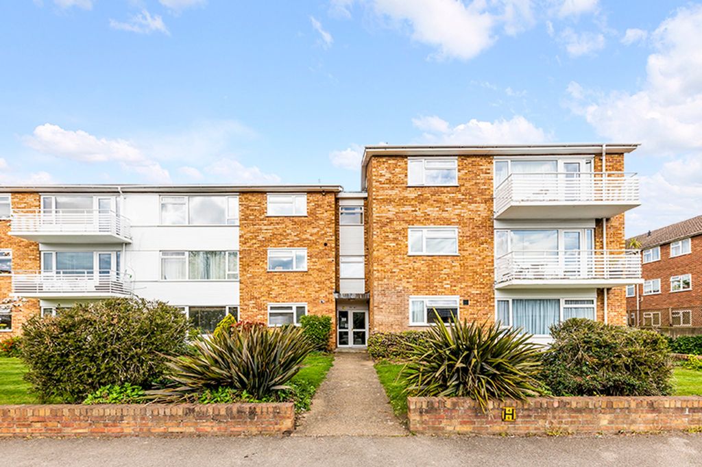 Property photo 1 of 9