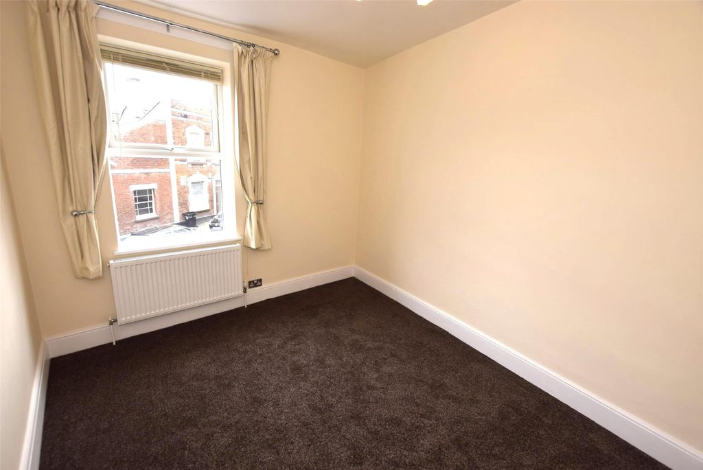 Property photo 3 of 5 \\172.24.32.4\Enterp