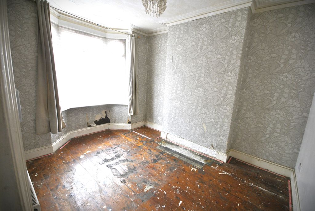 Property photo 3 of 12 _Dsc1140