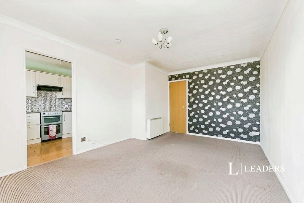 Property photo 2 of 6 Pbox-Img.Jpg