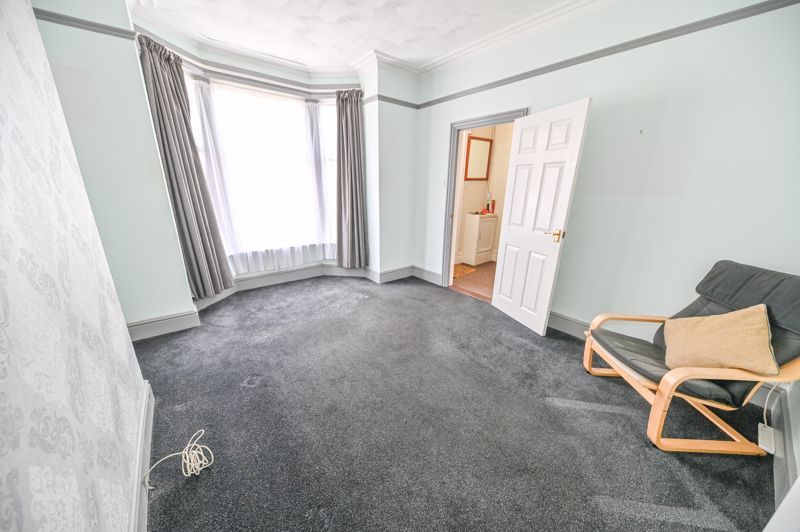 Property photo 2 of 12 Photo 6