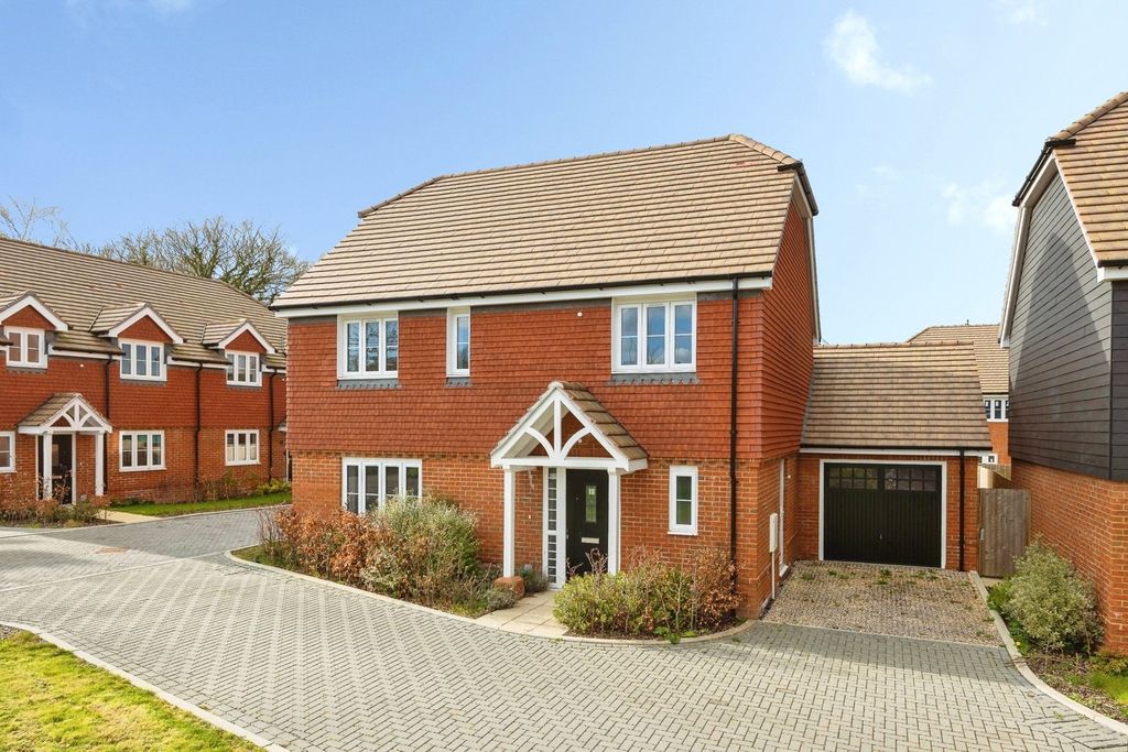 Property photo 1 of 18 Picture No. 01