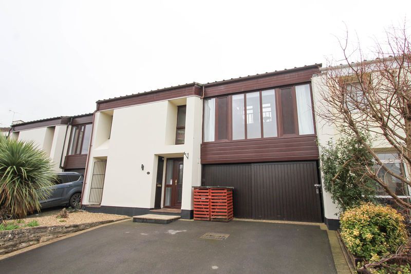 Property photo 1 of 22 Front