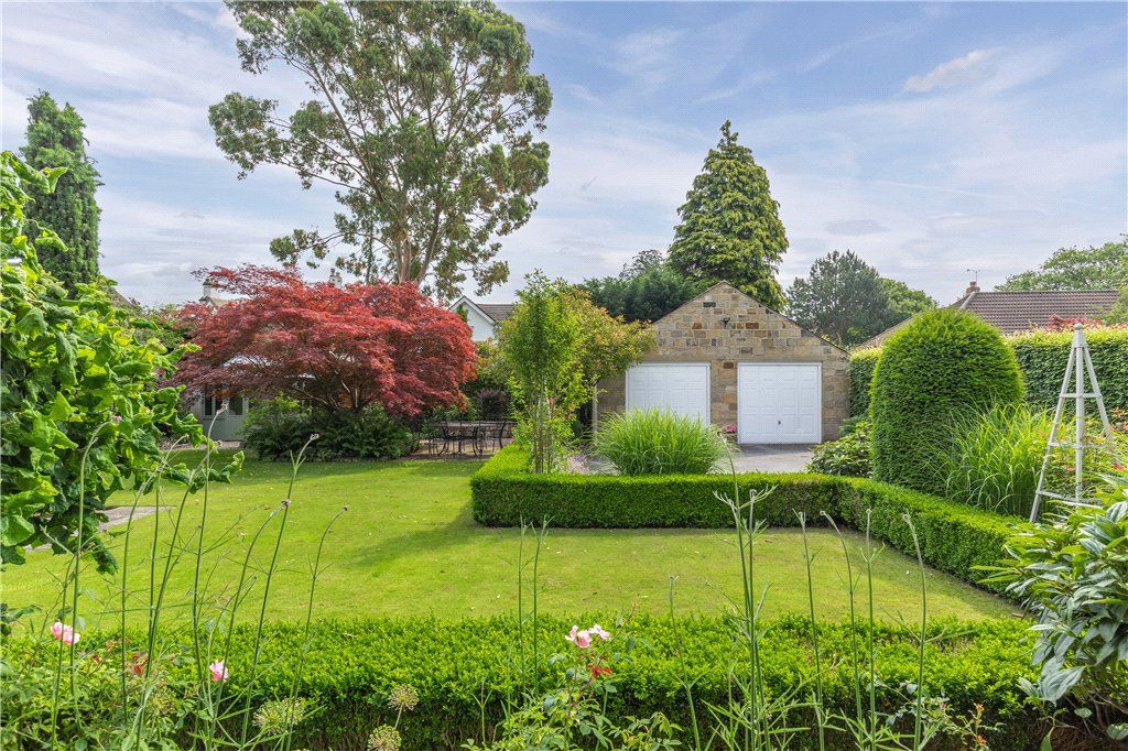 Property photo 2 of 31 Garden No. 09