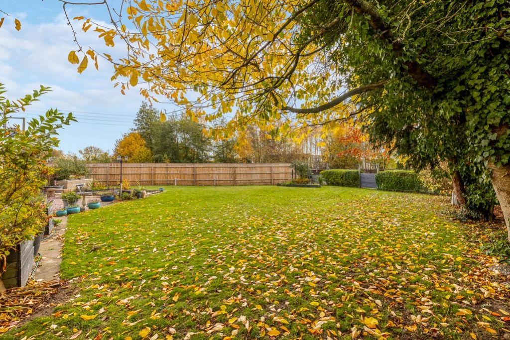 Property photo 2 of 29 Obvallaris (Pinchbeck)-15