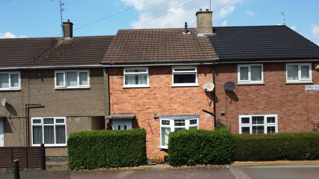 Property photo 1 of 12 Ford Close, Glen Parva, Leicester, Leicestershire, Le2 9Lt