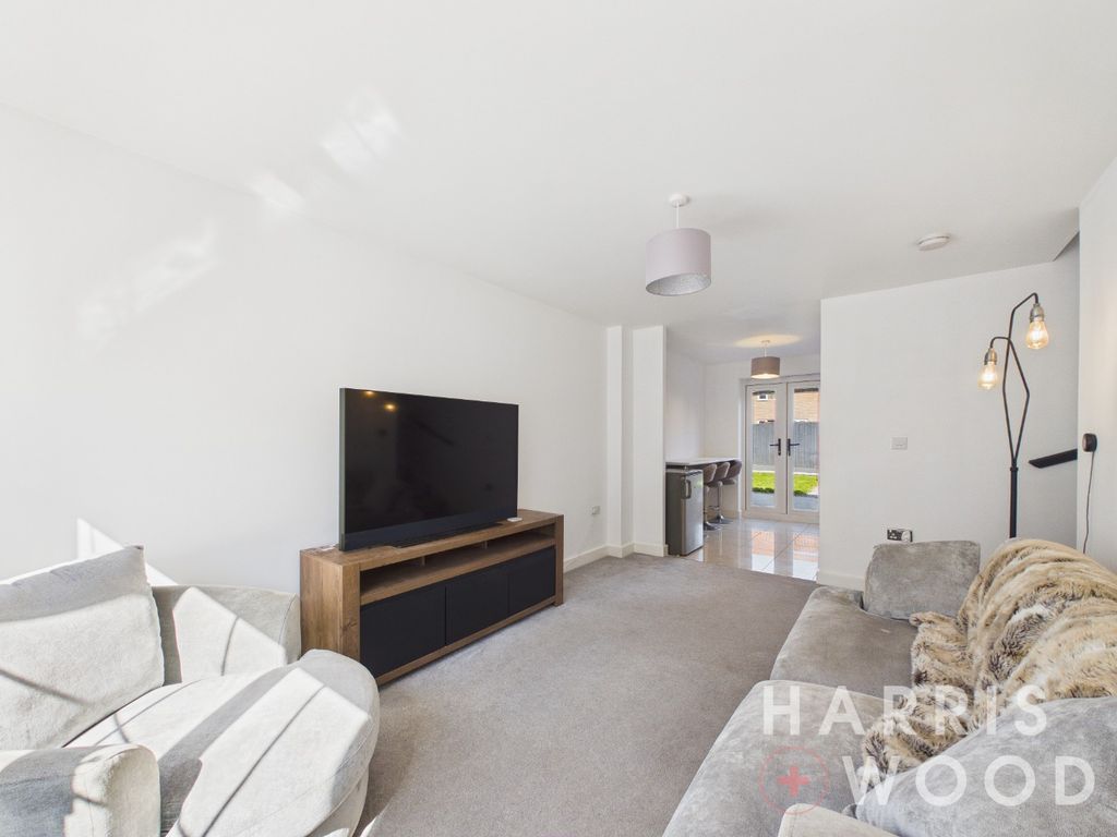 Property photo 3 of 24 4365988