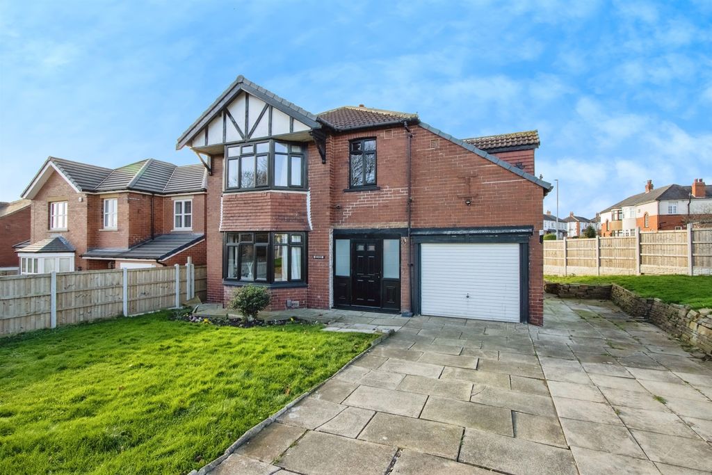 Property photo 2 of 14