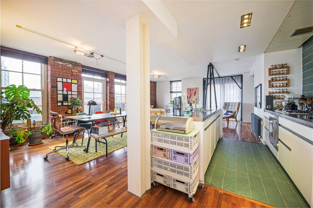 Property photo 3 of 12 B201 The Jam Factory Kit 2.Jpg