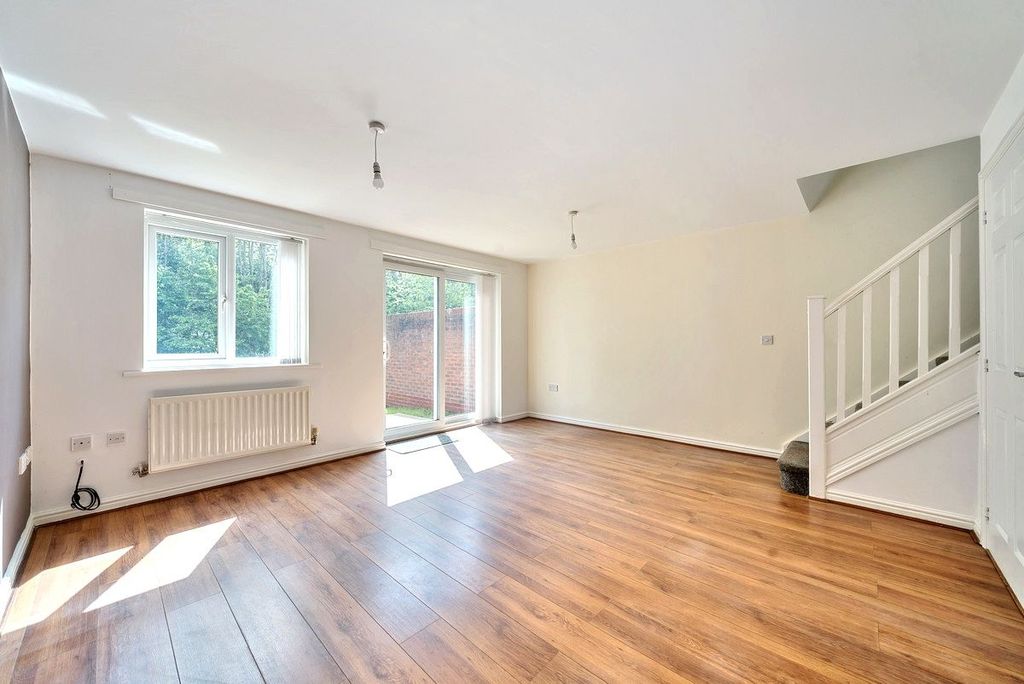 Property photo 3 of 8