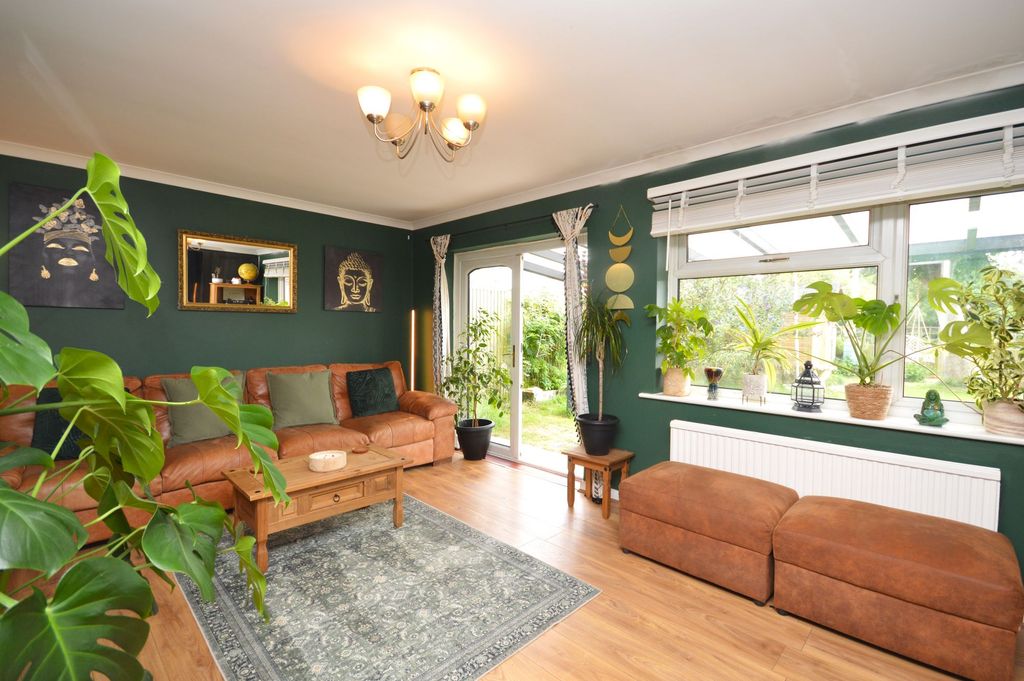 Property photo 3 of 21