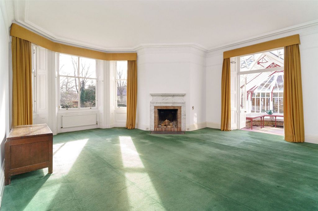 Property photo 3 of 47 Drawing Room