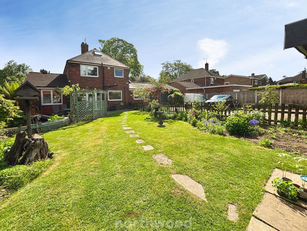 Property photo 2 of 44