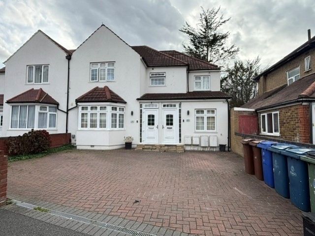 Property photo 1 of 7 Front