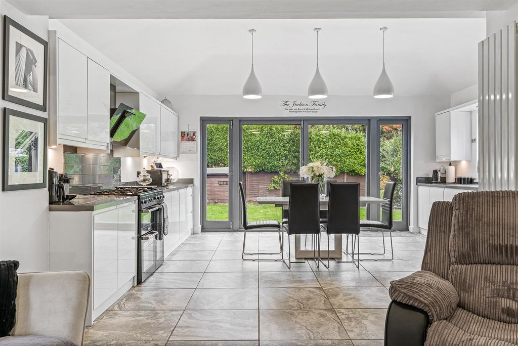 Property photo 2 of 32 Internal-12.Jpg