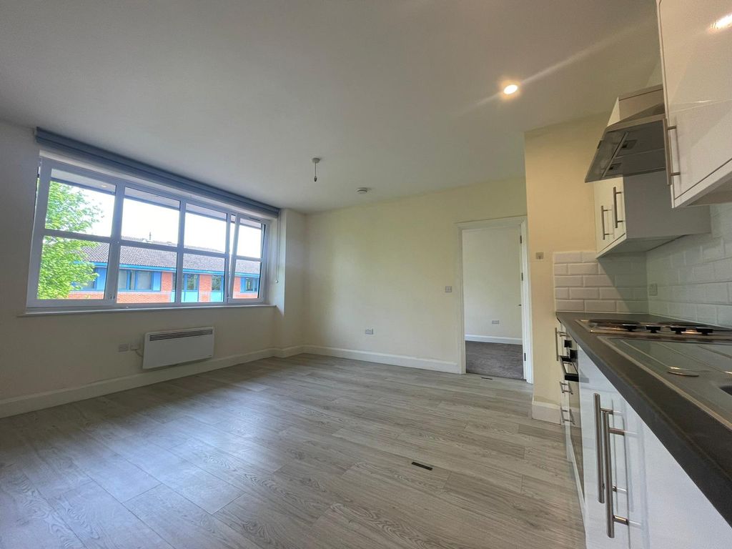 Property photo 2 of 11 Image