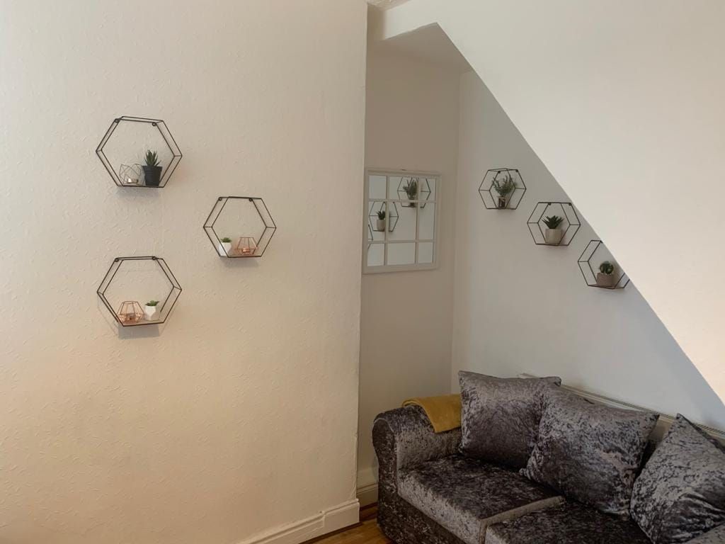 Property photo 3 of 37