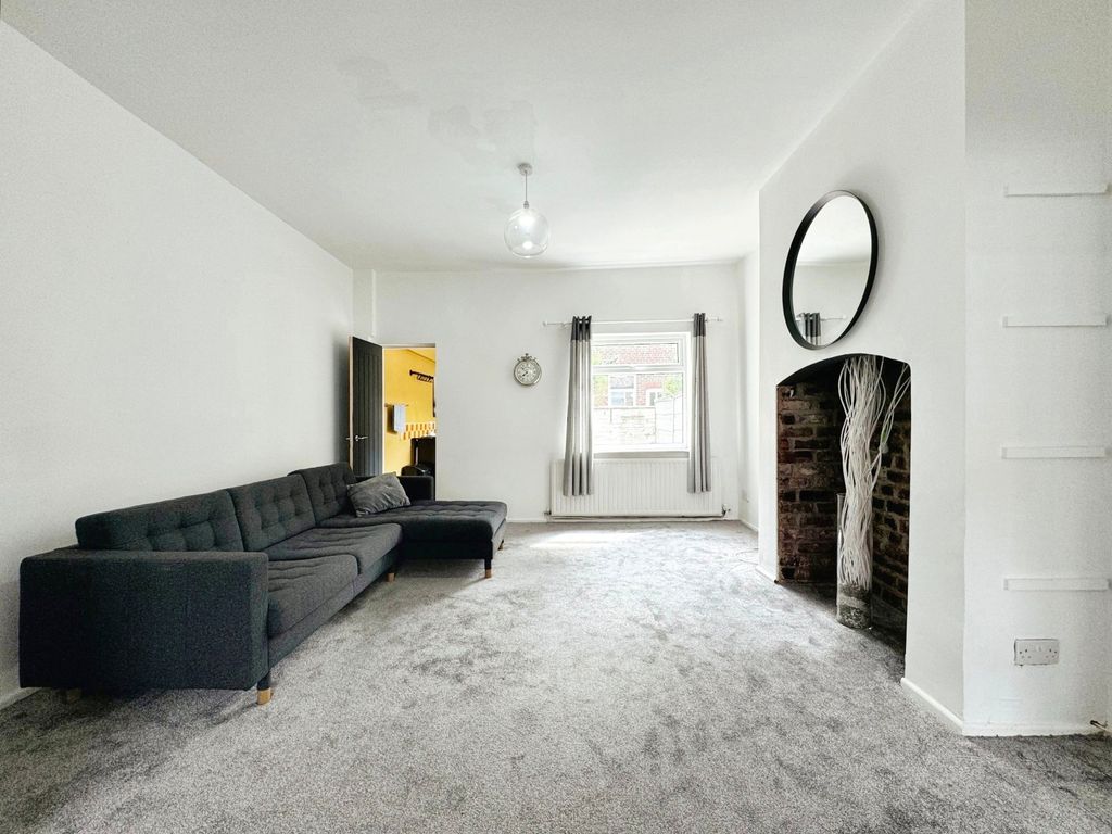 Property photo 3 of 9 Picture No. 01