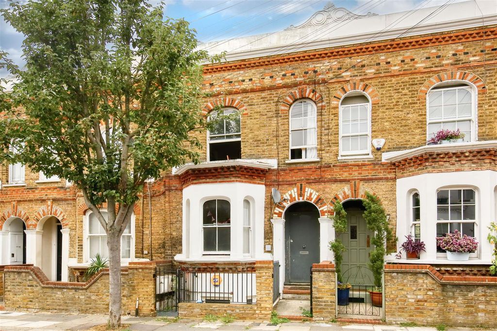 Property photo 1 of 18 Eden Harper Mayall Road
