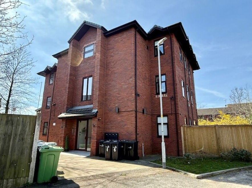 Property photo 1 of 6
