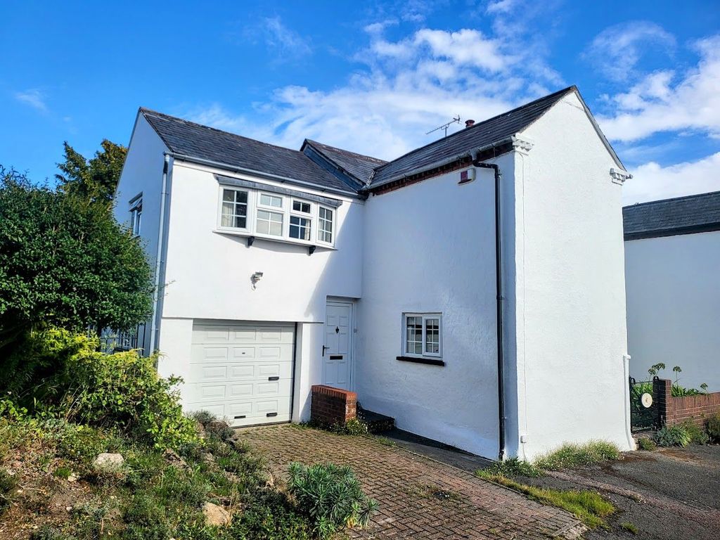 Property photo 1 of 30