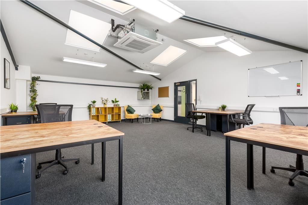 Property photo 2 of 9 Photo 1