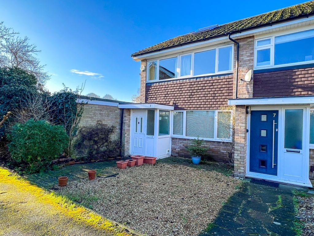 Property photo 1 of 16