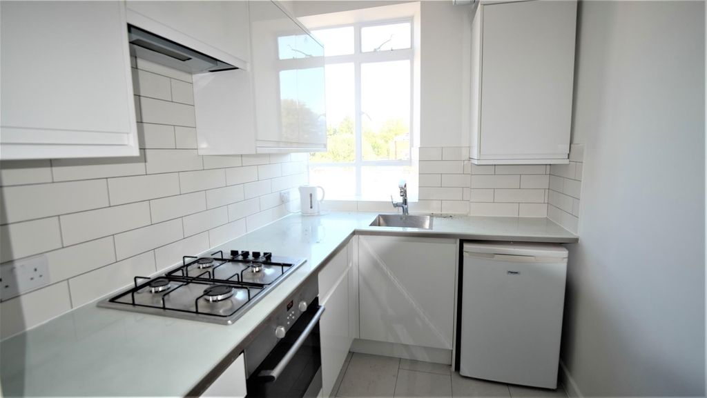 Property photo 2 of 7 Dscf2421.Jpg